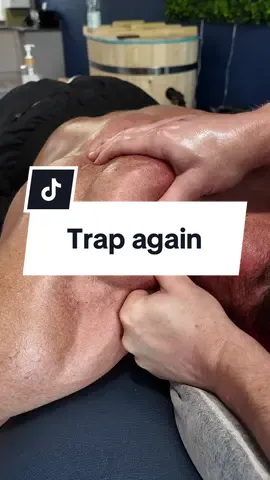 DO YOU STRUGGLE WITH TIGHT TRAPS? THIS IS WHAT YOU NEED! #utilitymassage #massage #deeptissuemassage #sportsmassage #asmrvideo #asmr #backpian 