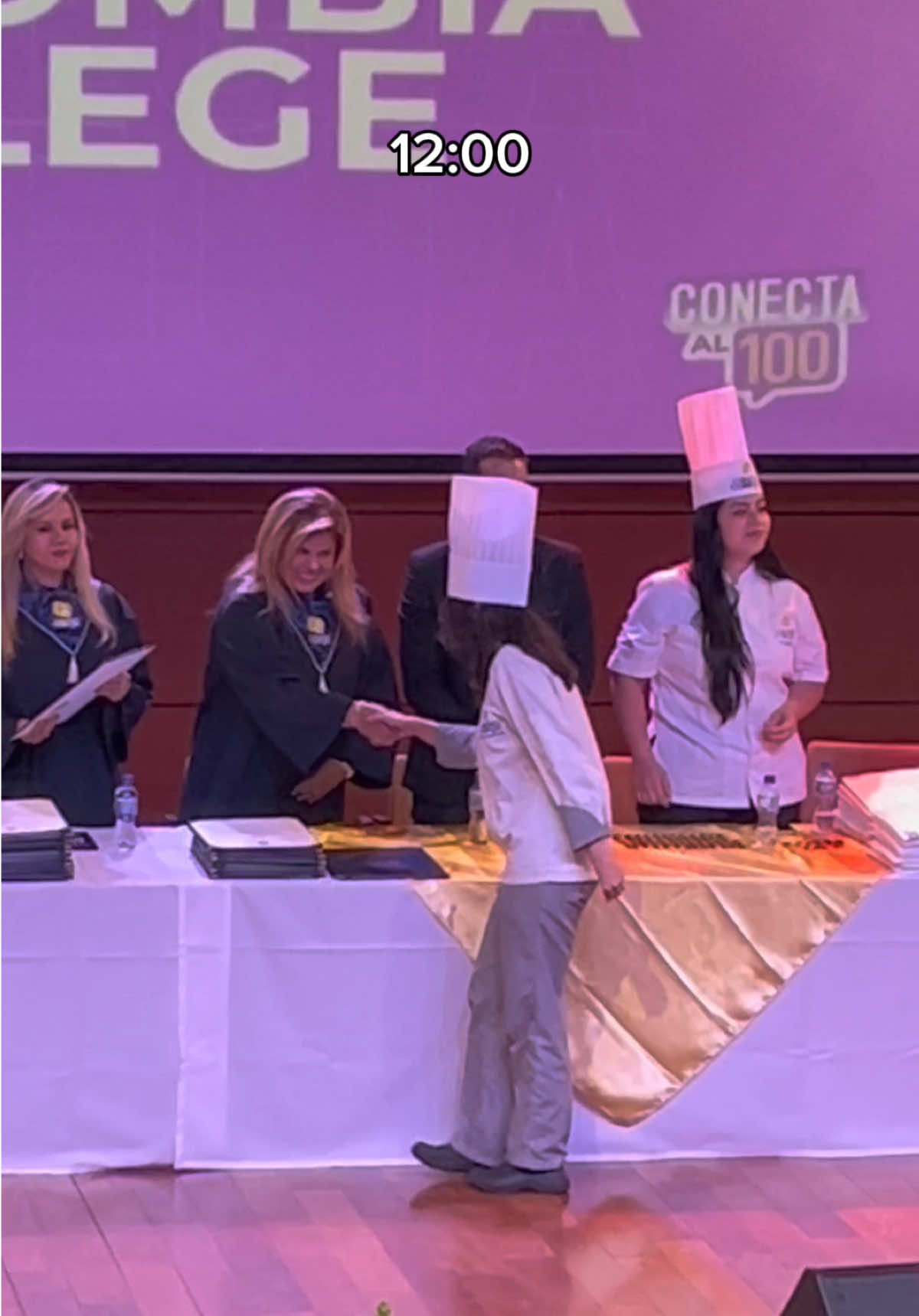 Estoy demostrandole a todos los q me subestimaron, que tenian razón 🗣️😎 #chef #gastronomia #humor #comedia 