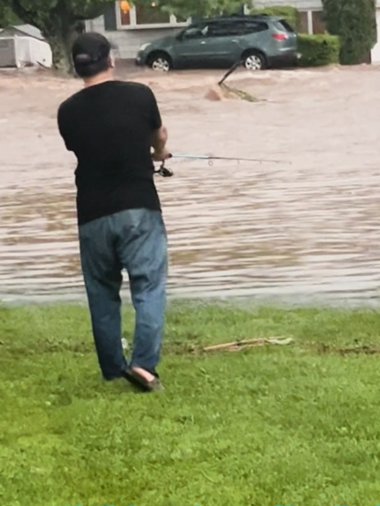 Making the best of a bad situation 🙃🐟 #newjersey #flooding #fishing
