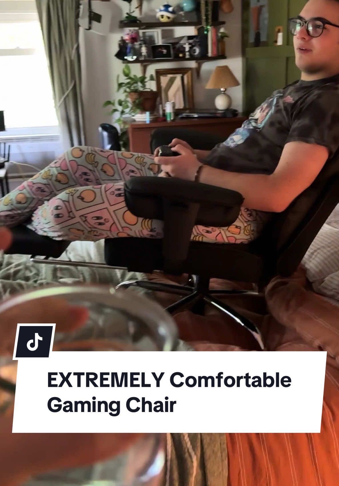 EXTREMELY comfortable gaming chair AND it’s on sale!! 🎮 EXTREMELY comfortable and it's on sale! #bigandtallchair #bigandtalldeskchair #deskchair #gamingchair #computerchair #Gamingchair #GamingSetup #ProGamerGear #EliteGamingChair #NextLevelComfort #GTPlayer #chair #officechair #desksetup #dealsforyoudays #tiktokshop #tiktokshopcreatorpicks #creatorsearchinsights 