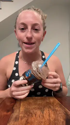 Your lactose queen is here with a review of the new @Wendy’s  frosty (with help from @Moops Lactase Enzyme)  @Outdoor Voices with the sports bra 
