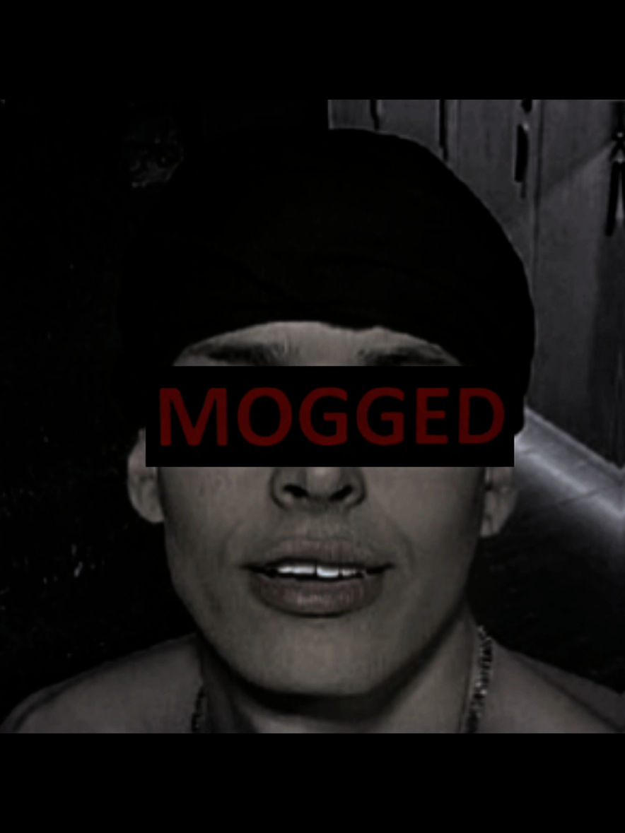 Mogged #fyp #fyppppppppppppppppppppppp #foryoupage #viral #viraltiktok #popular #football #Soccer #arsenal 