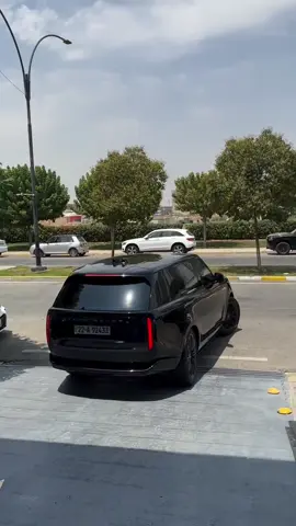 🥷🏿#rangerover #vogue #erbil #mafia #kurdistan #iraq #foryou #foryoupage #viral #zakho #duhok #slimane #luxurycars #suv #new #baghdad #turkey 