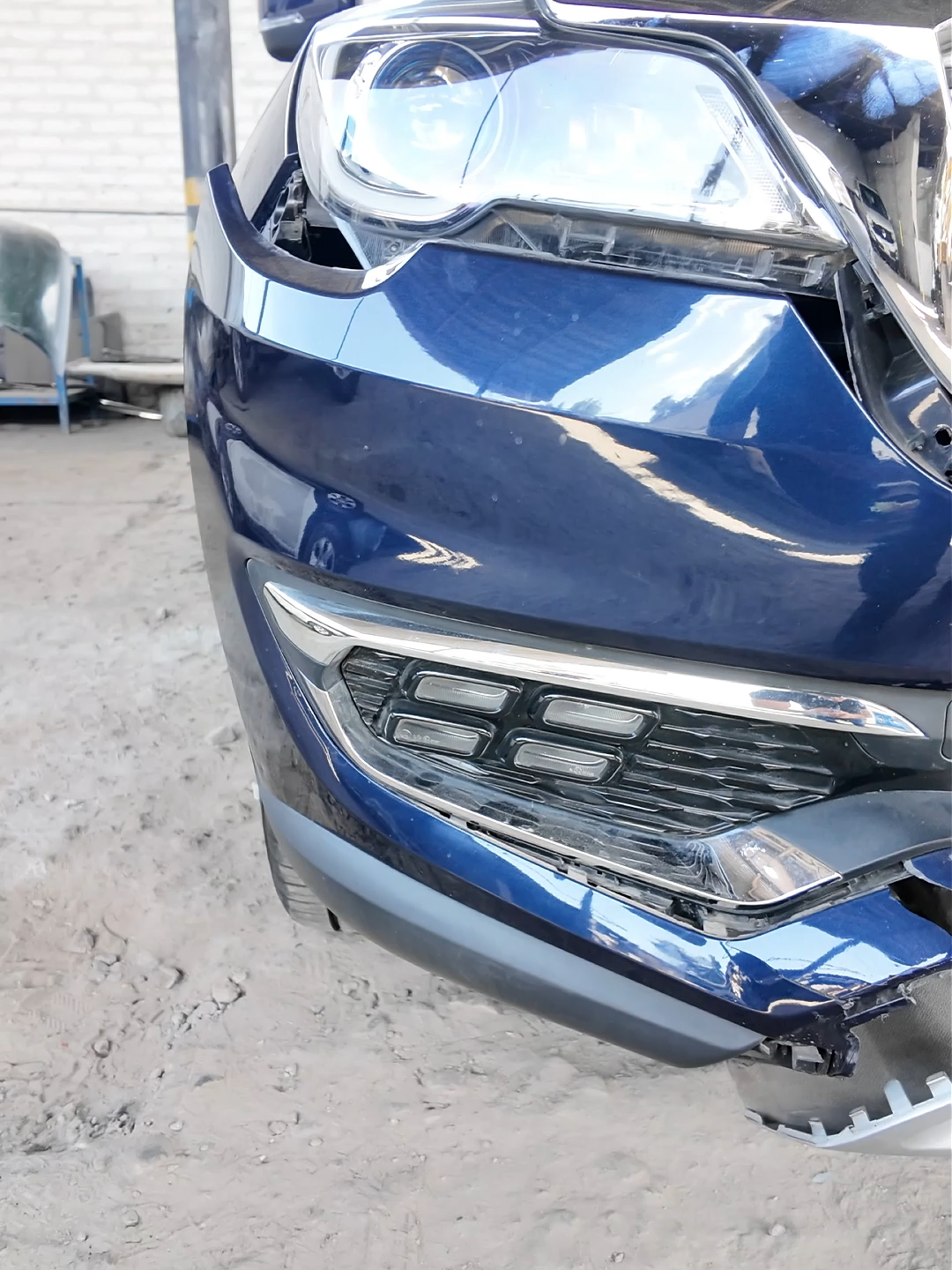 🚘 ¿Viste el video anterior de cómo quedó la camioneta después del choque? ¡Quedó como nueva! 😱✨ Este resultado no se logra sin una pintura en cabina, bajo condiciones controladas de temperatura y cero contaminación. 🛠️🎨 Ese es el detalle que nos diferencia. Si tú también quieres un trabajo A1, con acabado profesional y duradero... 🔧 ¡Pinta tu carro con nosotros! 📍Auto 360– Te esperamos para dejar tu auto como nuevo. 💯🔥 📍Av. Parra 408 📱 940 579 194 #Auto360 #PinturaAutomotriz #autos #arequipa