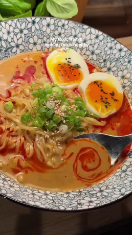 Shin light ramen 🍜 #creatorsearchinsights #shinramen #noodles #ramen #healthyeating 