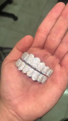 ig:monaco_streett_oficial #fyp #grillz #accesorios #venezuela 