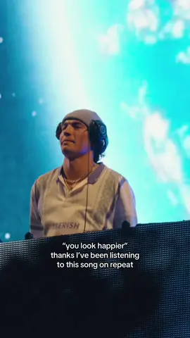 How I’m pulling up to the club this summer 🕺 #nobrokeboys #nonewfriends #discolines #tinashe #songofthesummer 