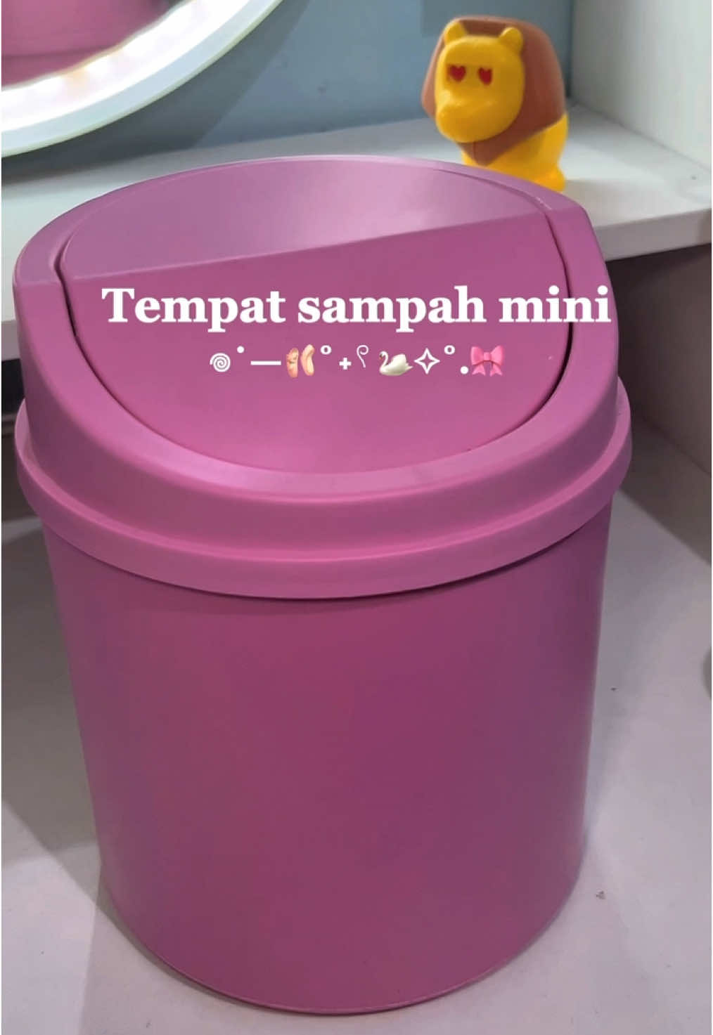 bisa simpen dimana aja😍 #rekomendasi #fypage #fypシ #barangunik #tempatsampah #tempatsampahuntukkamar #baranglucu #barangmurah #barangberfaedah #minitongsampah 