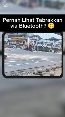 tabrakan via Bluetooth 🙃 #tabrakan #kecelakaan #wireless #fyp