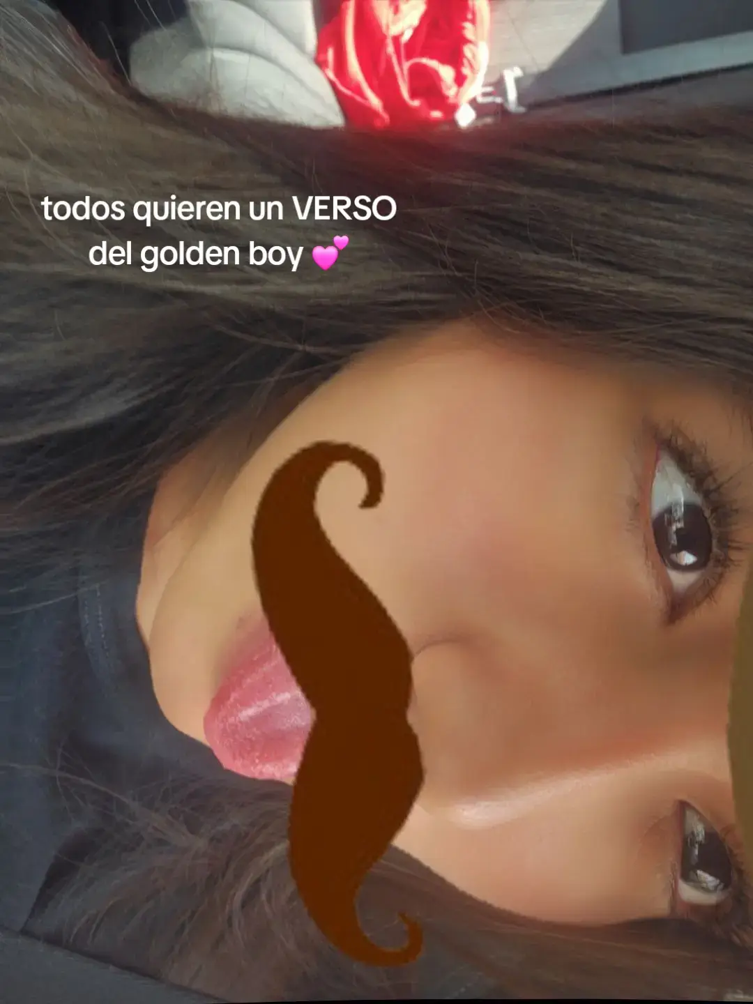 un beso de mi golden boy 💕#paratii #fypシ #xyzbca 