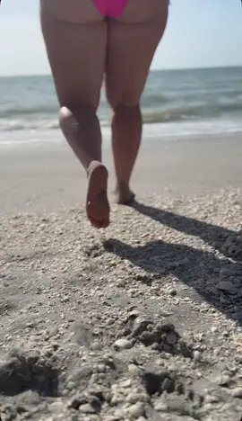 10/10 going to the beach wipes everything away !  #happy #beach #peace #enjoyment 