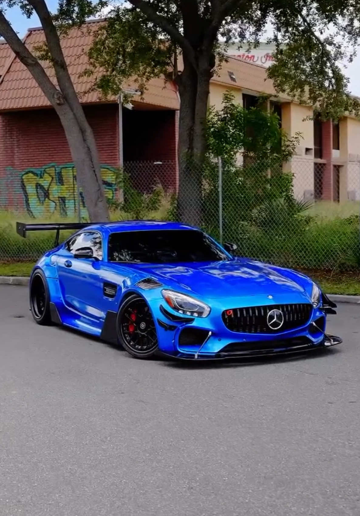 Over the top 🛠️ • • • Custom Mercedes AMG GT (IG 📸 @jim_super_) #luxury #speed #luxuryspeed #mercedesbenz #amg #gt #wheels #turbo #pull #review #best #coolest #fastest #exhaust #revving #car #auto #fyp 