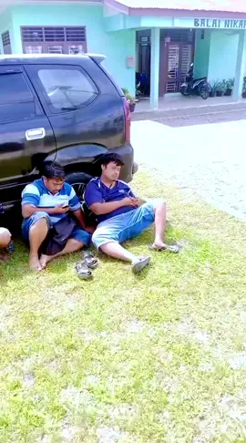 terlalu lelah mengejar sebuah impian... #anakjalanan #fyppppppppppppppppppppppp #ptsinartanitransport #drivermuda 