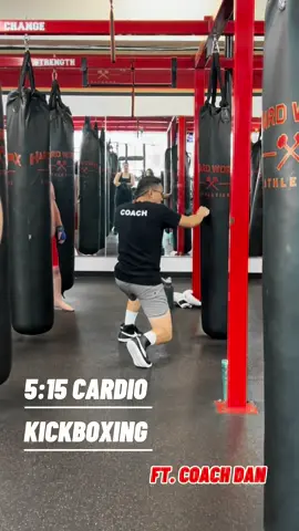5:15 Kickboxing with Coach Dan 🥊 All grind, no shortcuts. DM to claim your FREE 3-day pass 💥 #HardWorxFitness #Kickboxing #LongBeach #TrainHard #fyp #training #workout #freclass