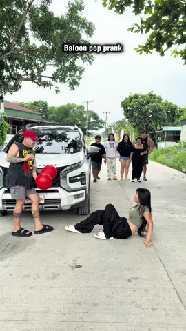 Balloon pop prank 😂