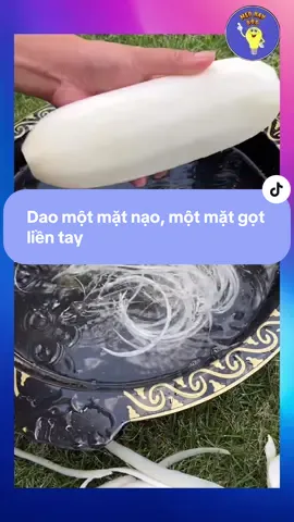 Nhà ai hay nấu ăn nhất định phải có con dao 1 mặt gọt, một mặt nạo Nhật Này #meohay365 #daonaoraucu #daogot 