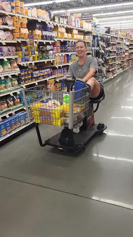 Rollin' in a rascal! I am thankful for the ride though, dont think I could have made it grocery shopping. 