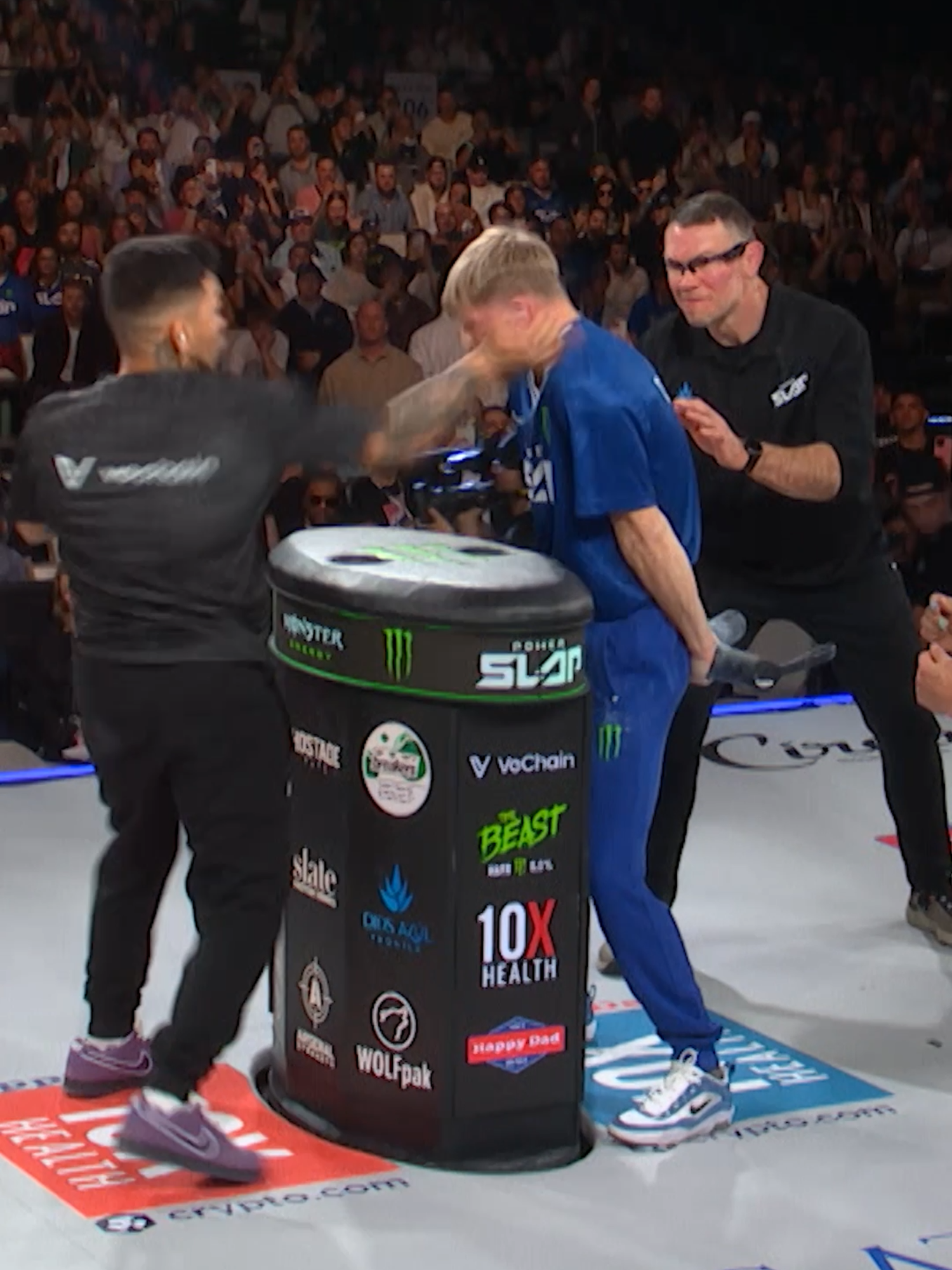 These two went at it in the first Lightweight title match ⚔️ @realdeal_trujillo @dakotaa.mcgregor Don't miss the rematch TONIGHT 9p ET/6p PT LIVE & FREE on YouTube  [ $VET #PowerSlap14 | XULA Convocation Center | Tix Available in Bio 🎟️ ]