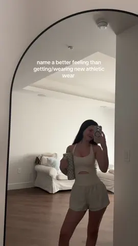 I’m just obsessed @FP Movement #workoutclothes #fpmovement #gifted 