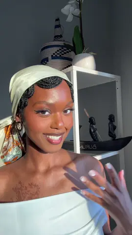braider: touchofroyalt (Instagram) inside Zee beauty studios in Edmonton #blackgirltiktok #cornrows