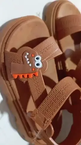 sandália papetes fofa 😍🤌🏼 #sandalia #papete #menino