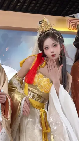 sadar akan kamera #fashion #cosplay #fypage #fyp 