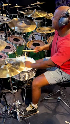 Toda sensibilidade e dificuldade de tocar as linha do Porcaro 🔥 #drums #drum #drummer #drumming #onlydrums #batera #tribal #drumfam #drumlife #drummerlife #feelgood #we_love_drums #drumuniversity #drumbrasil #bateriabrasil #braziliandrums  #bateria #music #vibes #class #drumbrasil #drumlesson #institutojosivaldosantos #josivaldosantos #onlydrums #pop #funk #hiphop #vibe