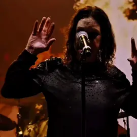 BLACK SABBATH 🔥👑 #blacksabbath #ozzyosbourne #tonyiommi #geezerbutler #billward #edits 