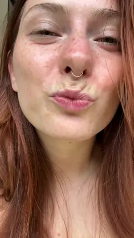 Eye contact challenge level: impossible ❤️‍🔥 #eyecontact #staringcontest #eyecontactchallenge #redhead 