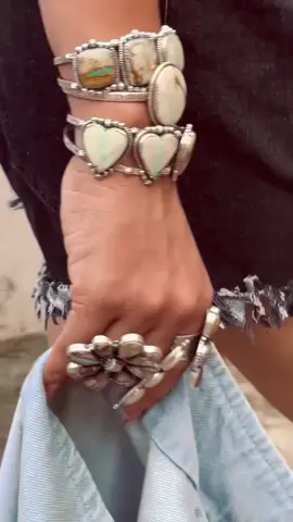 Dressed to the 9s in Nizhoni! #nizhonitradersllc #sterlingsilverjewelry #navajojewelry #turquoisejewelry #handmadejewelry 