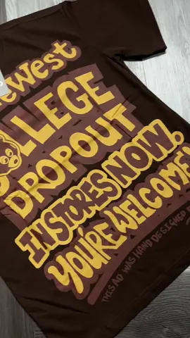 Nhà dream tears lại có siêu phẩm ae ơiii #aophong #aophongnamnu #aophonghottrend #xuhuong 