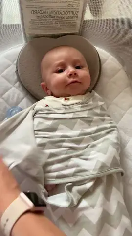 Big stretch 🥰#baby #newborn #babytiktok #bigstretch #fyp #adorable #🤣🤣🤣 