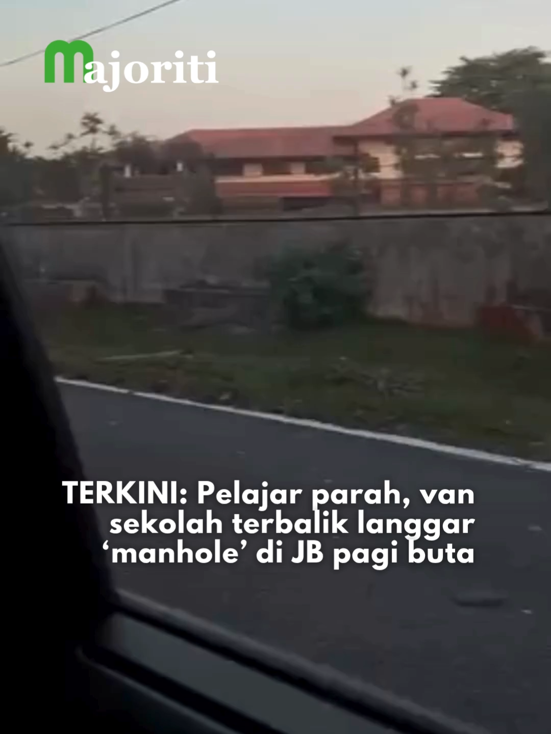 Beberapa murid dikejarkan ke Hospital Sultanah Aminah (HSA) bagi mendapatkan rawatan.  Klik link untuk berita dan video penuh #vansekolah #manhole #jb#majoriti #trendingnewsmalaysia #beritaditiktok