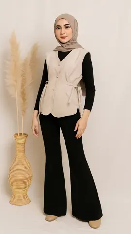 ✨Tampil modis tanpa ribet! CHERISH Set 4in1: vest, inner, celana & hijab — siap pakai dan cocok untuk segala aktivitas. Style elegan, nyaman, dan kekinian dalam satu set outfit. Yuk tampil percaya diri seperti model runway! 💃🏻 📦 Tersedia preorder sekarang. Stok terbatas! #CherishOutfit #Set4in1 #HijabFashion #OOTDHijab #StyleWanita #KatalogFashion #OutfitWanitaKekinian #MinimalistLook #ElegantStyle #DailyModestWear #FashionModelLook #OOTDOfTheDay #HijabLookBook #InstaFashionID #MarketplaceStyle 