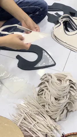 Xưởng sản xuất giày dép TQĐ  #TQĐ #0985 #988 #909  #xuonggiaydeptqd #tqdshoes #tqđ #giay #giaydep #giaydepnu #giaydepxinh #giaydepcaocap #giaynu #giaydepquangchau #giaydepthoitrang #giaydephottrend #giầydepquangchau #giàycaogót #giayxinh #tqdshoesvn 