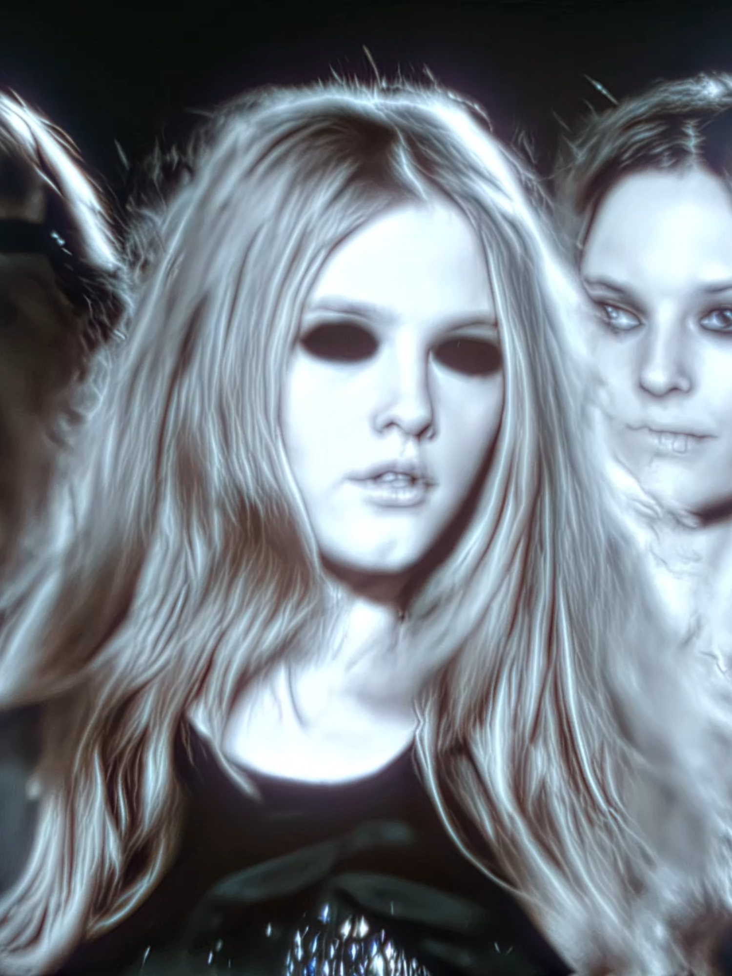 I LOVE YOU SO. | Quality: @vxcarlet ( modified ) | Twix: @wundegore | #vladrixldrk #adrixldr #vladaroslyakova #model #SuperModel #Runway #fashion #Edit