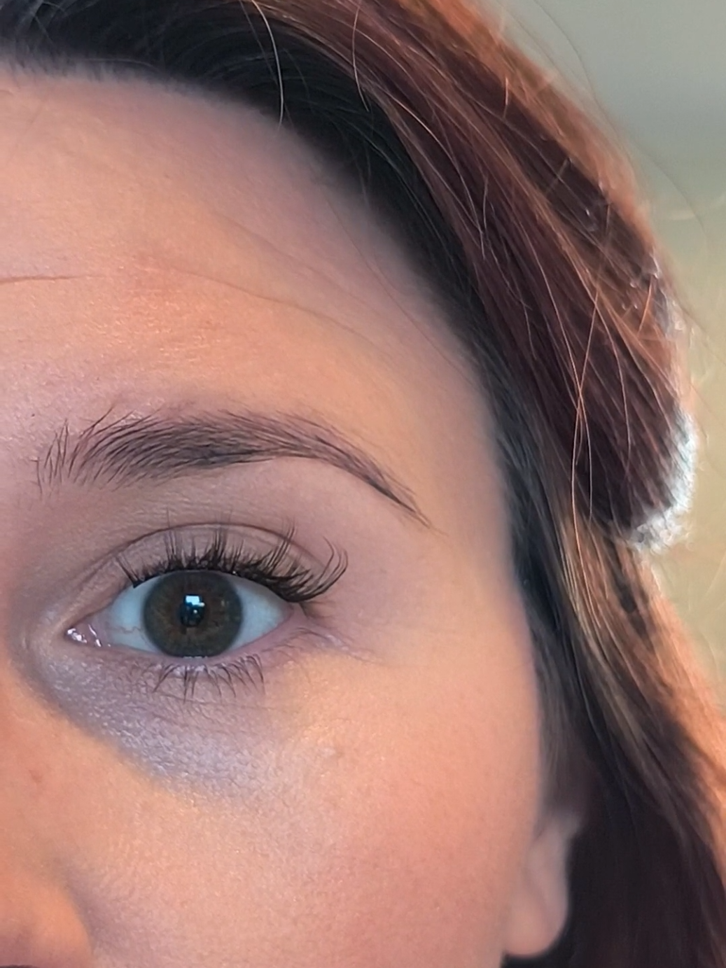 These new lashes are a game changer 👌Link in bio! #halflashes #pressons #fyp #trendingsong #tiktokmademebuyit 