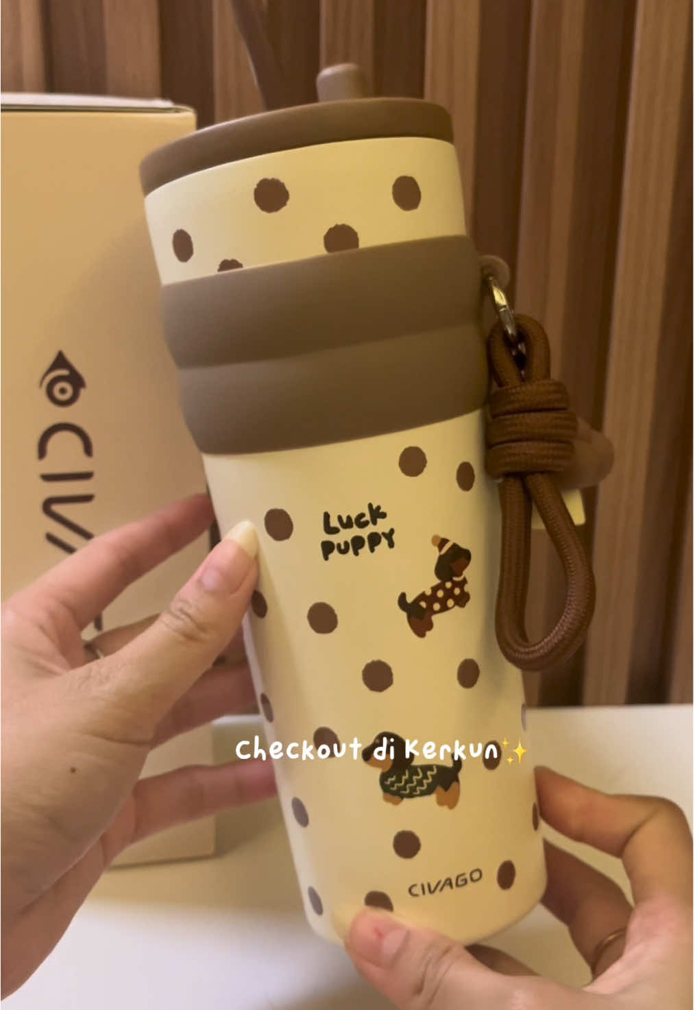 nambah lagi koleksi tumbler akuuu kali ini gemas maksimal 🤎 #tumblr #tumbler 