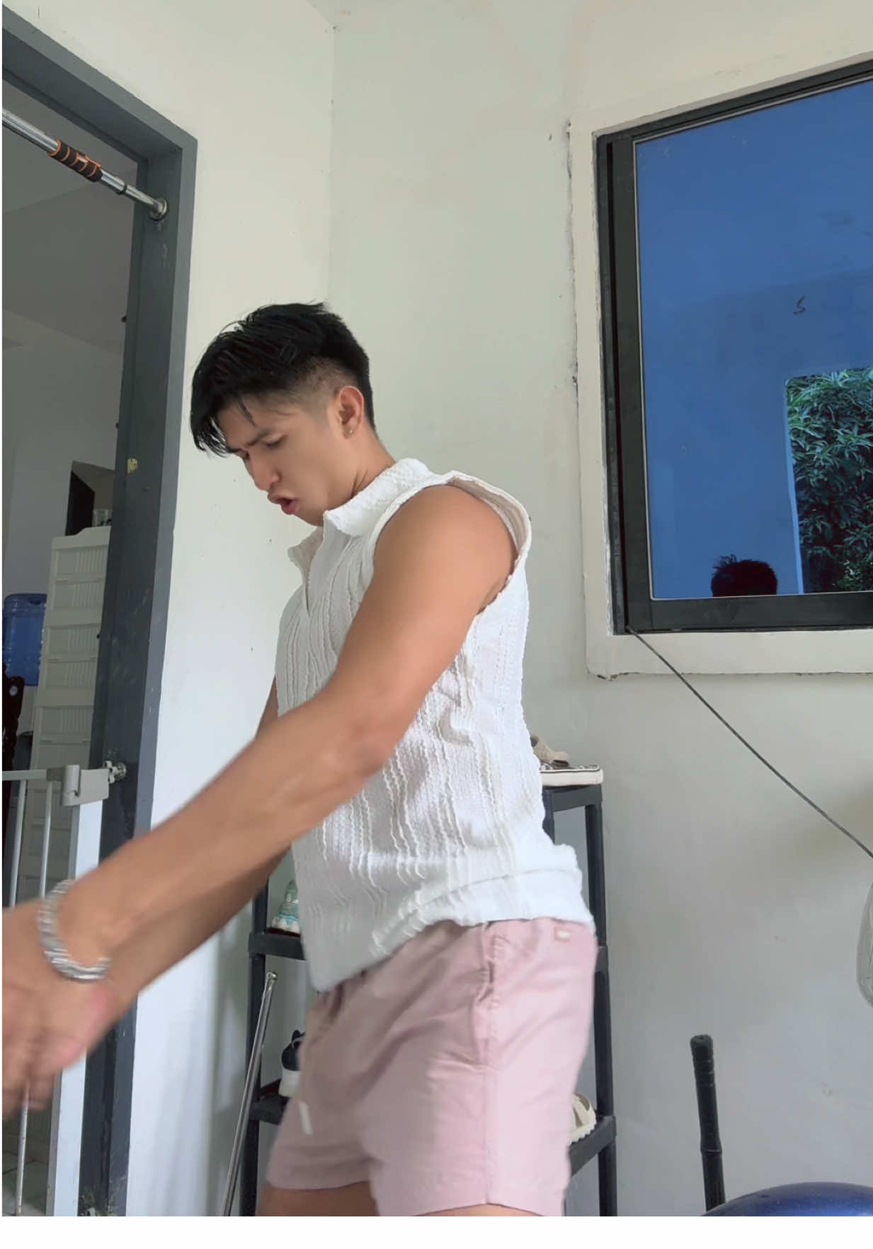 Ang ganda ng damit na suot ko😍 perfect pang gala 😁