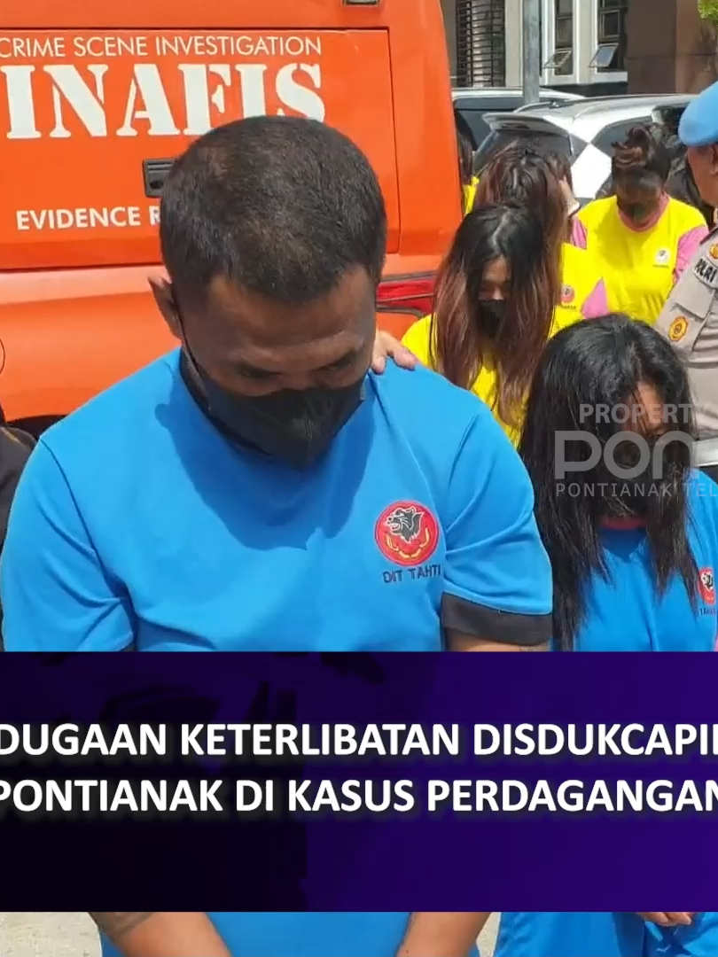 Direktorat Reserse Kriminal Umum (Ditreskrimum) Polda Jawa Barat akan menyelidiki dugaan keterlibatan Dinas Kependudukan dan Catatan Sipil (Dukcapil) Kota Pontianak, Kalimantan Barat, dalam kasus perdagangan bayi lintas negara. Penyelidikan ini dilakukan lantaran seluruh dokumen bayi yang menjadi korban perdagangan dikeluarkan dari Dinas Dukcapil Pontianak. Selain itu, lima dari enam bayi yang berhasil diselamatkan petugas saat akan dijual ke Singapura juga berada di Pontianak.