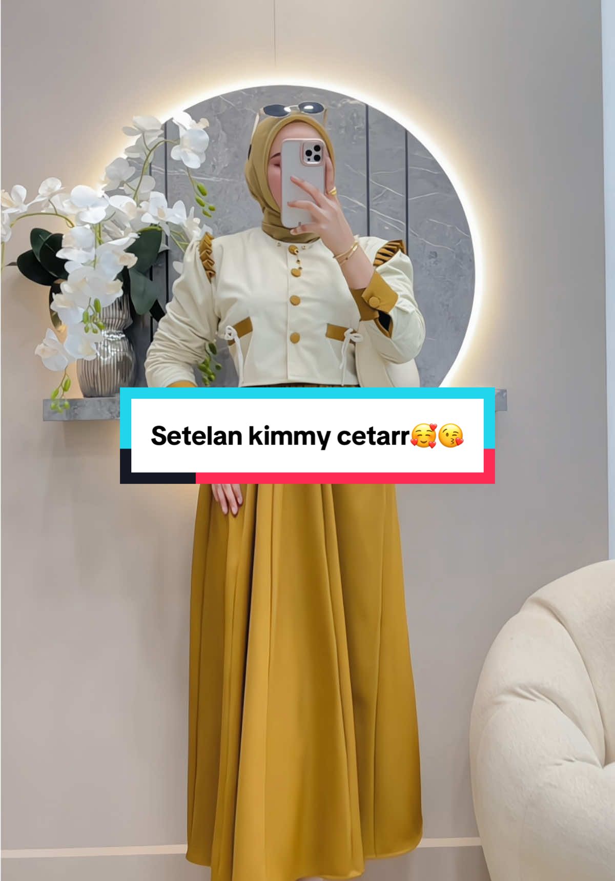 Ayucitra setelan kimmy 🥰😘#tiktokvirall #bajumurah #ayucitrahijab #fyp #ootdhijab #setelanmurah #foryoupage #fyp #semogafyp 