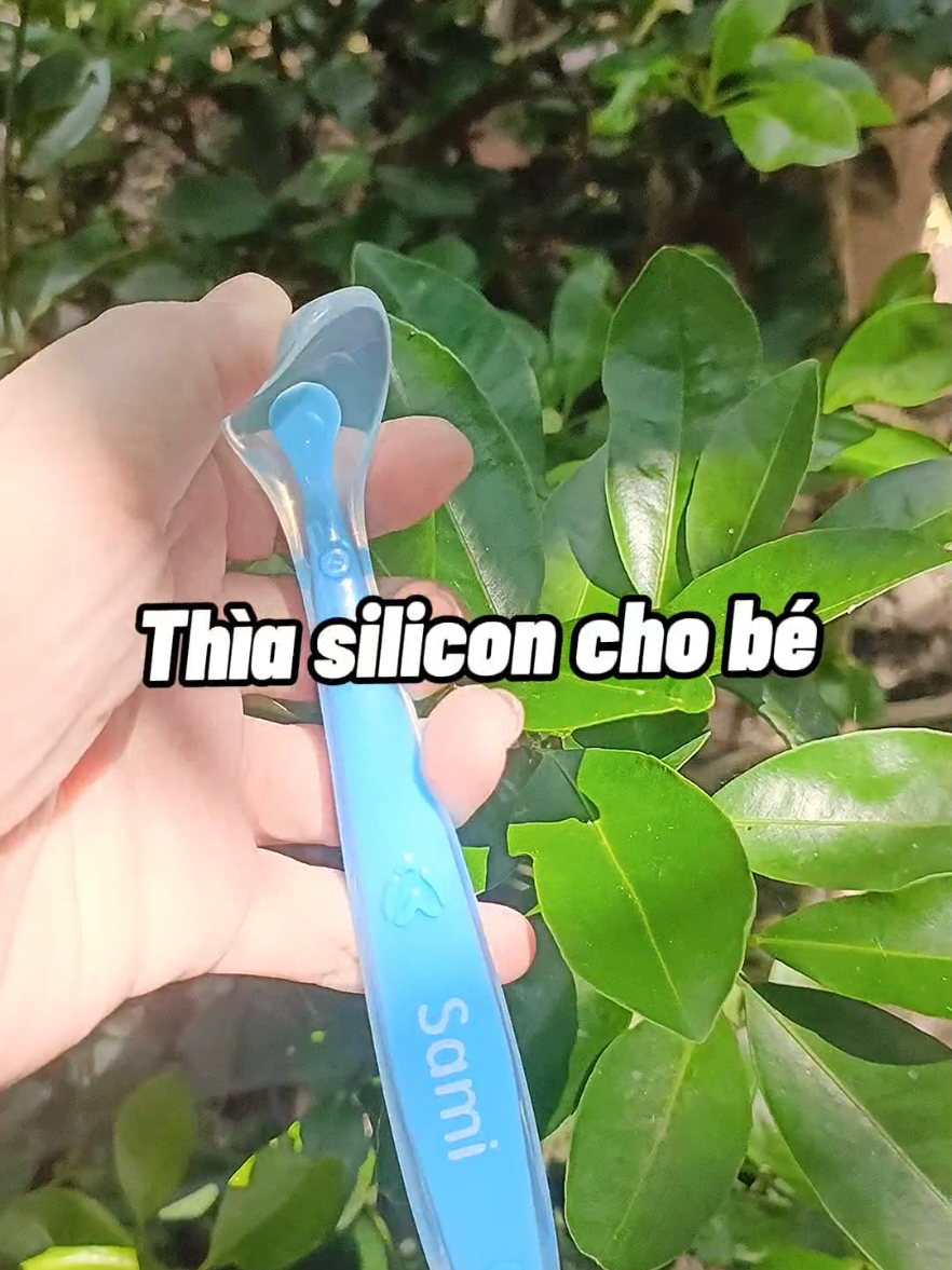 thìa silicon cho bé #mevabe #xuhuong #thiasilicon #megaudau19 #rancon #thiaandamchobe @Mẹ Gấu🧸Dâu 🍓 @Mẹ Gấu🧸Dâu 🍓 @Mẹ Gấu🧸Dâu 🍓 