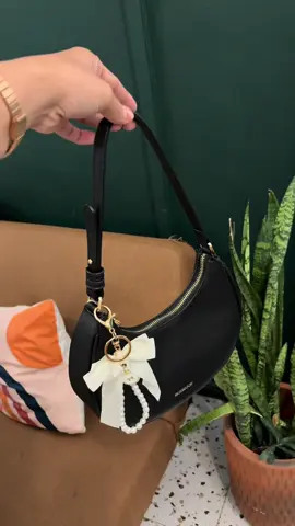 Shoulder bag dari @MOSSDOOM #taswanita #shoulderbag #kattiebag #mossdoom 