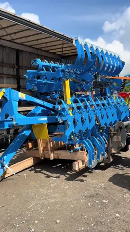 Відвантажили RUBIN 10😎 #lemken #lemkenrubin10 #грунтообробнатехніка #фермер #агро #технологии #farming #farmlife #ферма #agro #techtok #technology #pov 