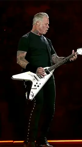 Creeping Death #Metallica  Denver, CO..June 27, 2025 #JamesHetfield #LarsUlrich #KirkHammett #MetOnTour #RobertTrujillo #agusia_sz_1 