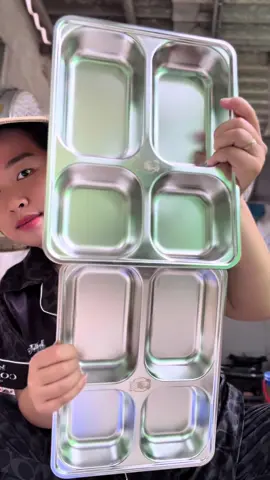 Khay inox 4 ngăn cho con bà nào sắp tựu trường nè. Em thấy tốt nha dày dặn lắm #khayinox304 #khâyncomchobe #beancom #xuhuongtiktok #viral  @nhangandung99 