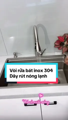 Vòi rửa bát nóng lạnh dây rút inox 304 xịn đét  Cái vòi biết vươn mình vì bạn mỗi khi rửa bát! 👉 Có 2 phiên bản siêu xinh: Inox mờ – Inox bóng #voiruachen #voiruabat #voiruabatnonglanh #voiruachendanang #nhabep 