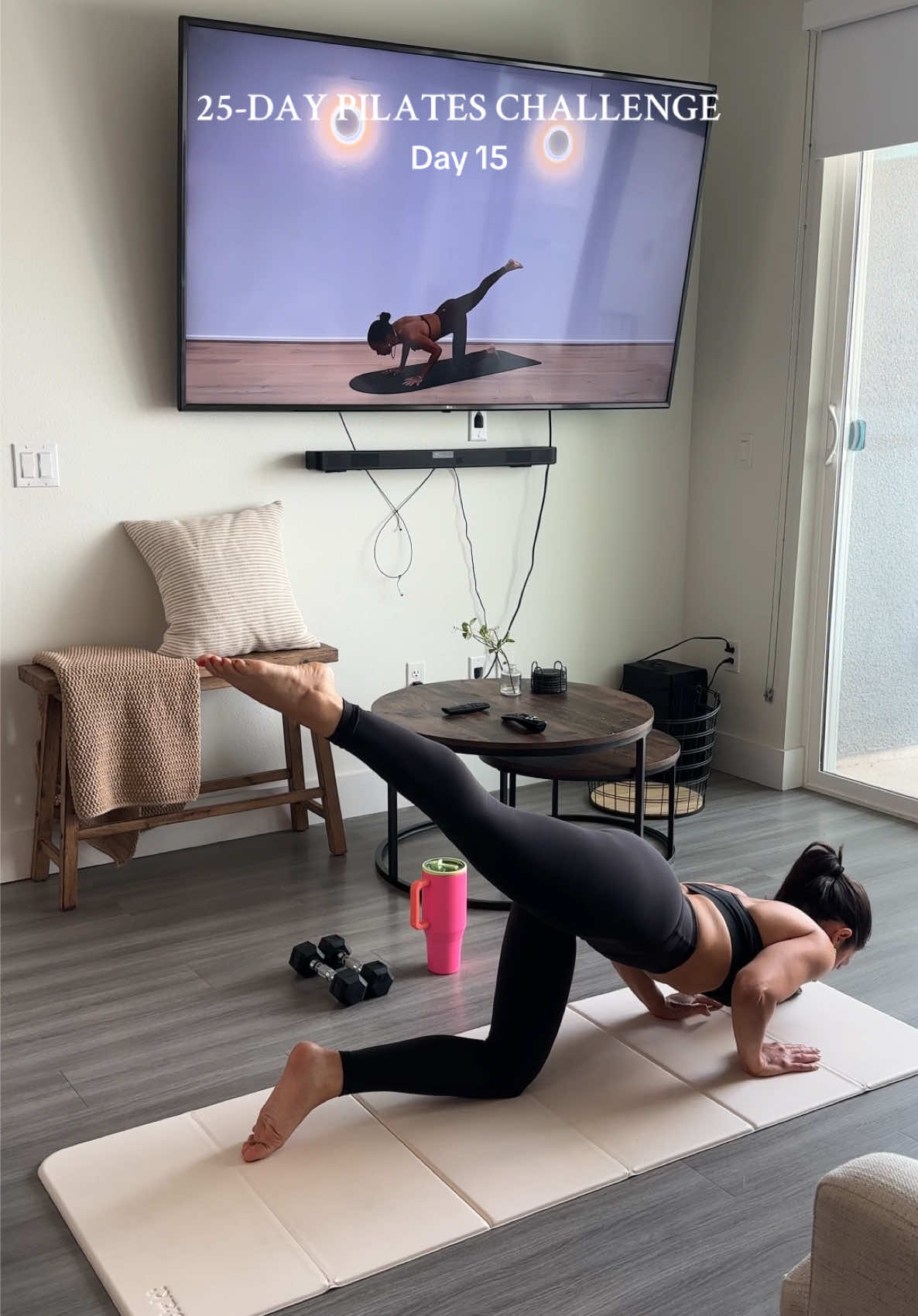 Day 15 of 25 🎀 I feel stronger and stronger as each day passes by—such a rewarding feeling 🥹 @IZZY SAMUEL @Stakt #pilateschallenge #pilatesbyizzy #pilatesworkout #matpilates #pilatesprogress 