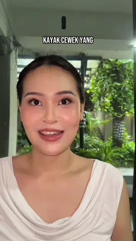 saking excitednya gasadar ada lipstick di gigi dan rambut yg nyangkut 🙂 #clusterlashes #magicbox 