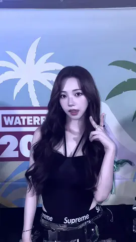 aduhh aura top nya aur auran  #karina#aespa#fyp#foryoupage#4u